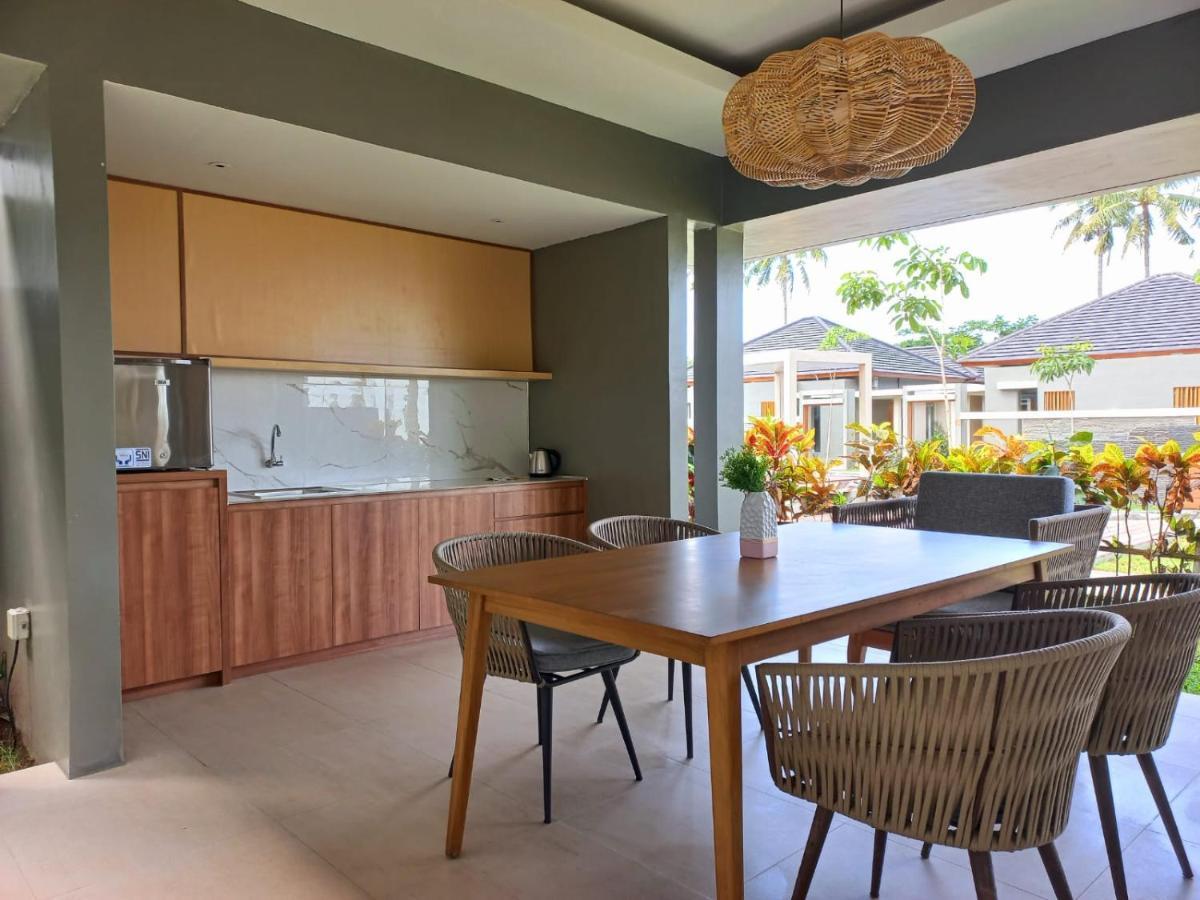 The Allure Villas Managed By Sahid Пангандаран Екстериор снимка